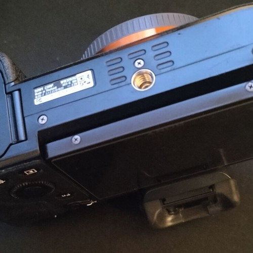 Sony A7 mirrorless camera, no lens