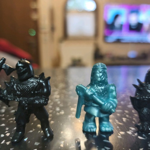 Alien figures used, set of 5 pieces