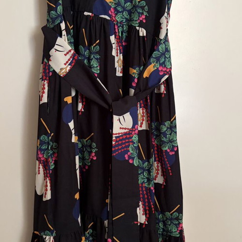 Karavan dress with belt, like new, black and colorful