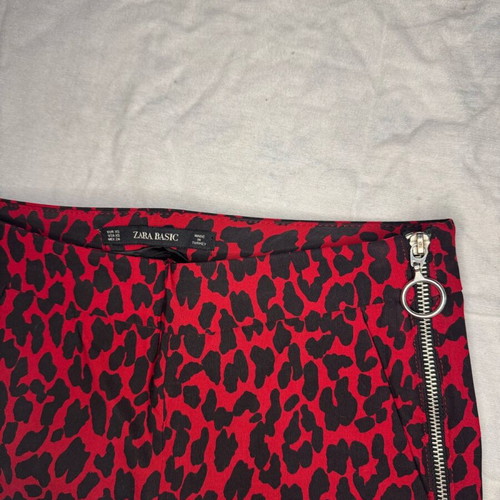Zara red animal print fitted pants like new, size XS