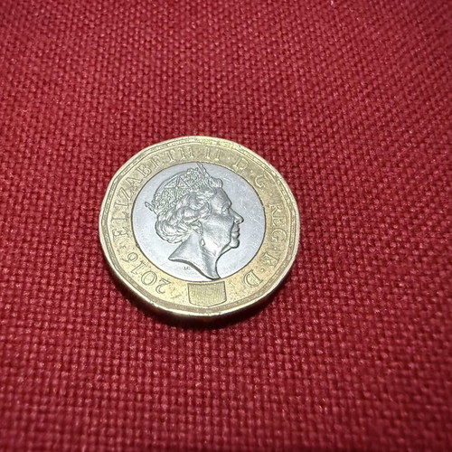 One Pound British currency new condition