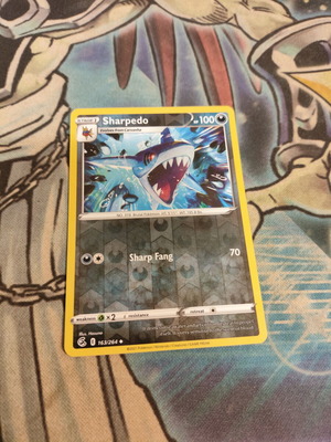 Sharpedo 163/264 Pokemon card reverse holo like new Fusion Strike