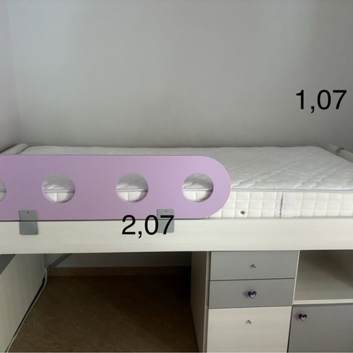 Children's bedroom set with desk and Media mattress
