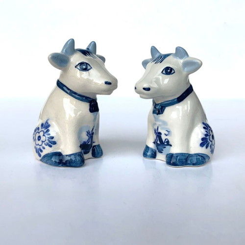 Dutch Delft Salt and Pepper Cow Set New, hand-painted porcelain