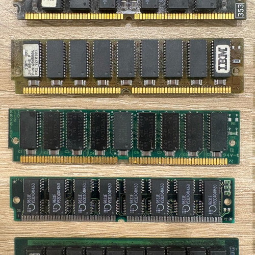 Πακέτο μεταχειρισμένων μνημών RAM 11 τεμαχίων IBM, Kingston HyperX, Samsung
