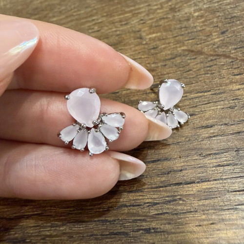 Silver earrings with pink stones new