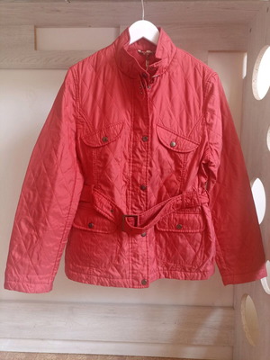 Authentic cloting women's transitional jacket red like new, size L