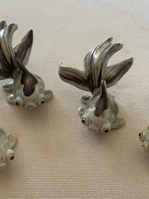 Ceramic goldfish figurines like new, set of 4, unique 1950s design
