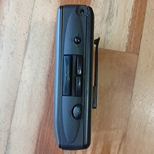 Philips AQ6527/00 portable auto reverse cassette player used