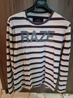Raze long-sleeve shirt Large like new