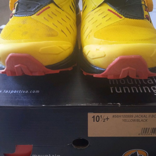 La Sportiva Jackal II BOA mountain running shoes size 44, like new, yellow