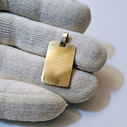 Gold Libra zodiac pendant 14K used, 2.04g, 2.5x1.4cm