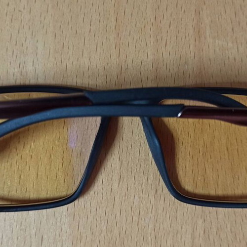 Computer screen protection glasses like new, Italian design
