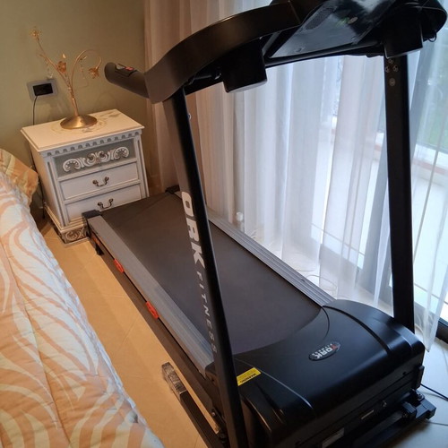 York Fitness T700 Treadmill like new