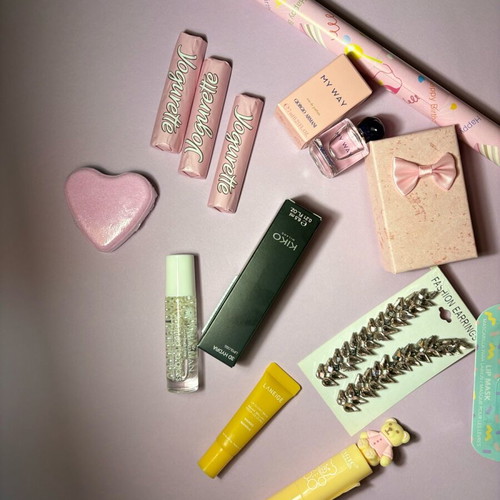 Gift box girly glam pack Laneige, Armani My Way, Kiko καινούργιο