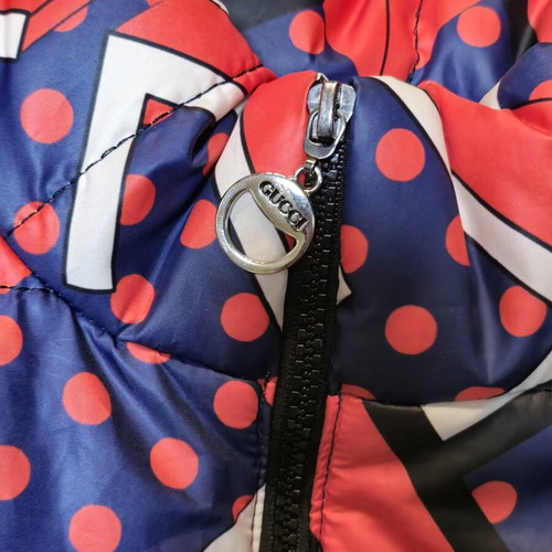 Gucci colorful women's vest like new, size S-M, blue and red
