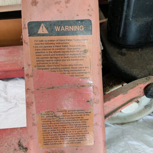Pallet truck used 2,500 tons