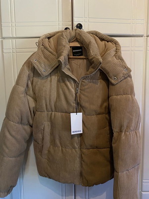 Bershka brown jacket new, size M