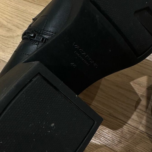 Vagabond black boots like new, size 39
