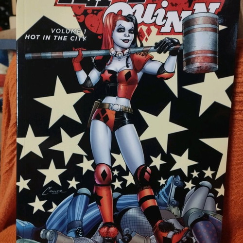 Harley Quinn Vol 1 - Hot in the city Like new