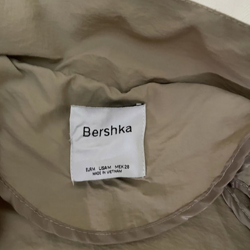 Bershka Beige Lightweight Windbreaker Jacket Like New, Women M-L