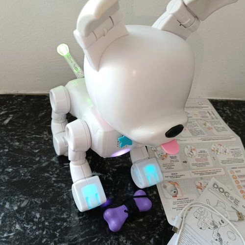 Giochi Preziosi Dog-E electronic robotic toy like new for ages 6+