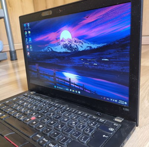 Lenovo thinkpad с тъчскрийн 256ssd 8 ram i5 windows 10 home употребяван