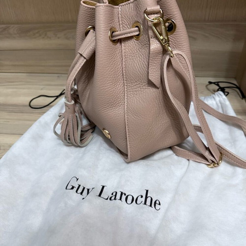 Guy Laroche shoulder bag new, genuine leather, beige