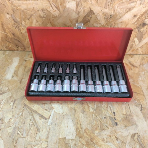 Torx socket set 18 pcs new in metal case