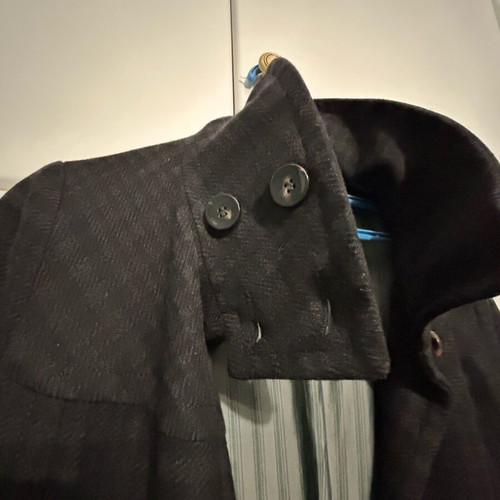 Sisley coat used charcoal check size S with high collar