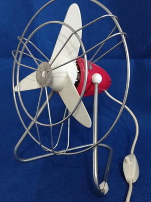 Retro table fan used with metal frame and white blades
