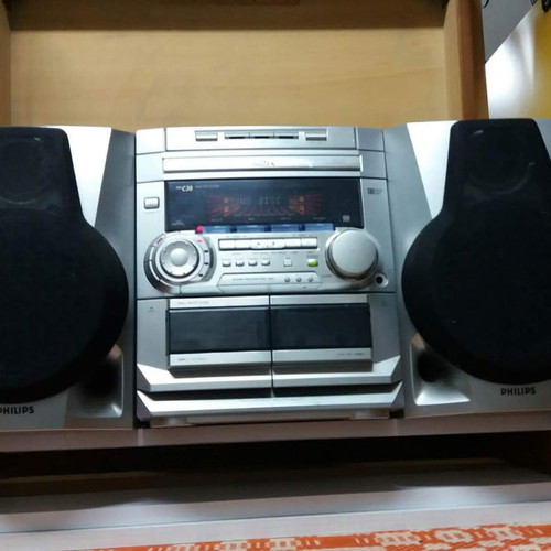 Stereo καινούργιο σε άριστη κατάσταση
