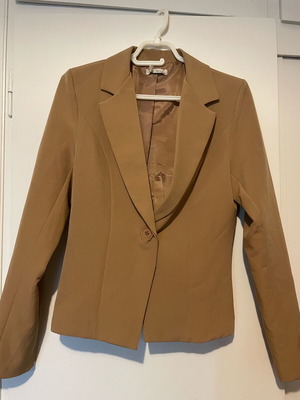 Brown jacket like new, size S