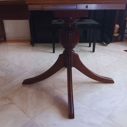 Dining set used, round table with 6 chairs and extension