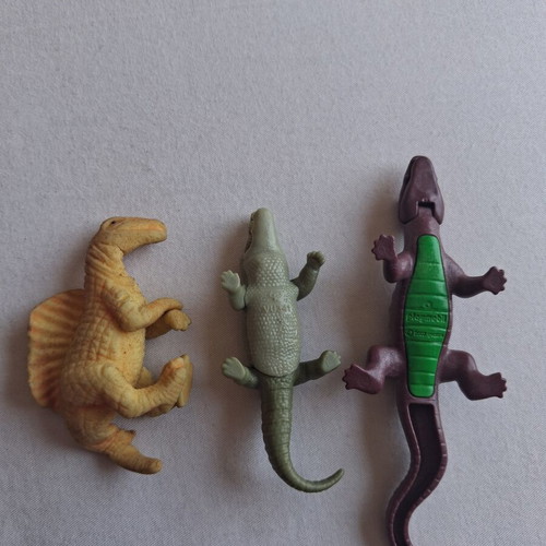 Playmobil crocodile 2007 with two reptile gifts, like new