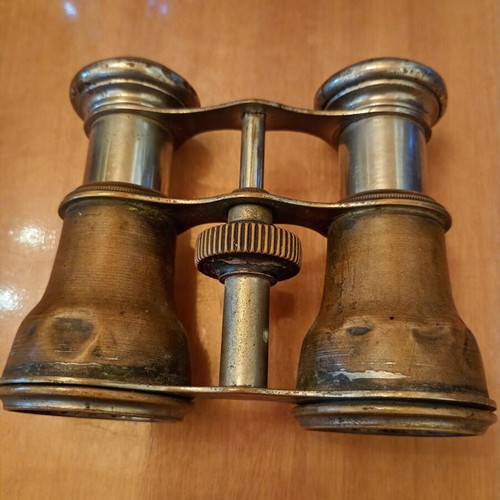 Collectible binoculars used, brass and metal