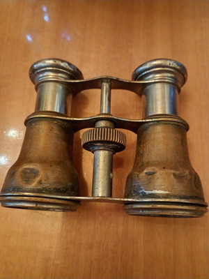 Collectible binoculars used, brass and metal