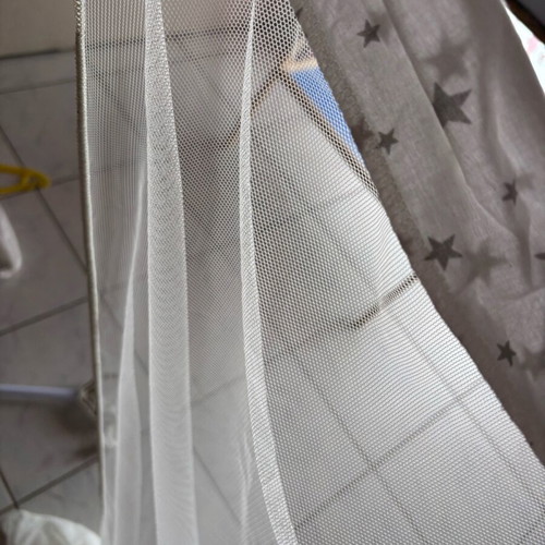 Mosquito net for baby crib like new with support base
