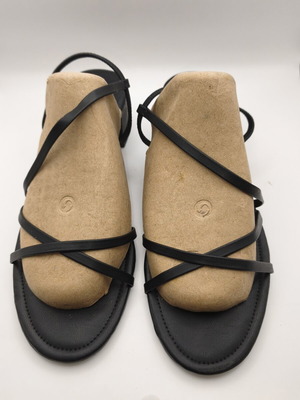 H&M Μαύρα strappy πέδιλα με χαμηλό χοντρό τακούνι μέγεθος 41 σαν καινούργιο