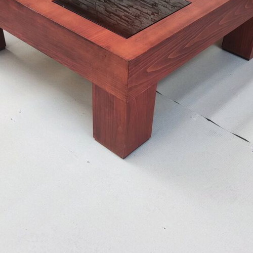 Coffee table like new, dimensions 100x100x40 cm