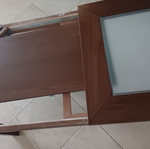 Extendable coffee table