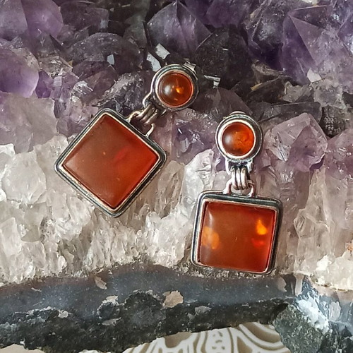 Silver 925 earrings used with natural orange amber
