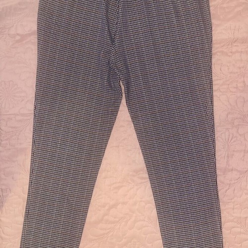 Stradivarius slim fit plaid pants like new, size L 40 12, black and white