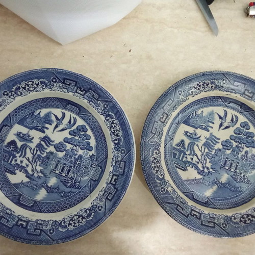 Antique plates used, set of 2 pieces Ø24cm from South Wales