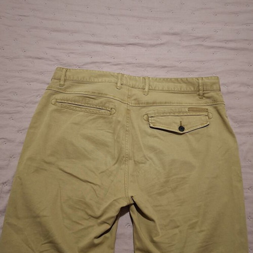 Emerson bermuda shorts like new, beige, size L