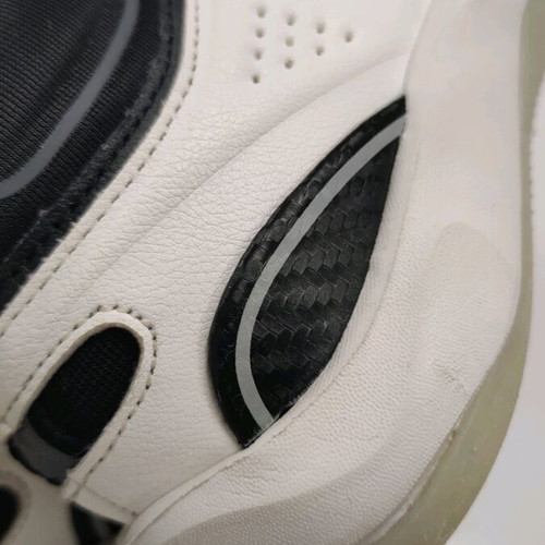 Zara athletic shoe used, size 31, black and white