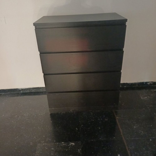 Chest of drawers with 4 spacious drawers, black