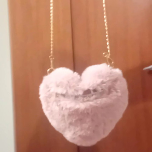 Shein shoulder bag like new, pink heart-shaped