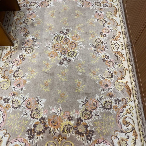 Office wool rug