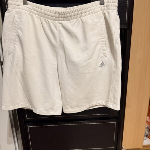 Adidas men's shorts XL like new, white